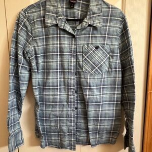 Patagonia Blue Plaid Button Down Shirt